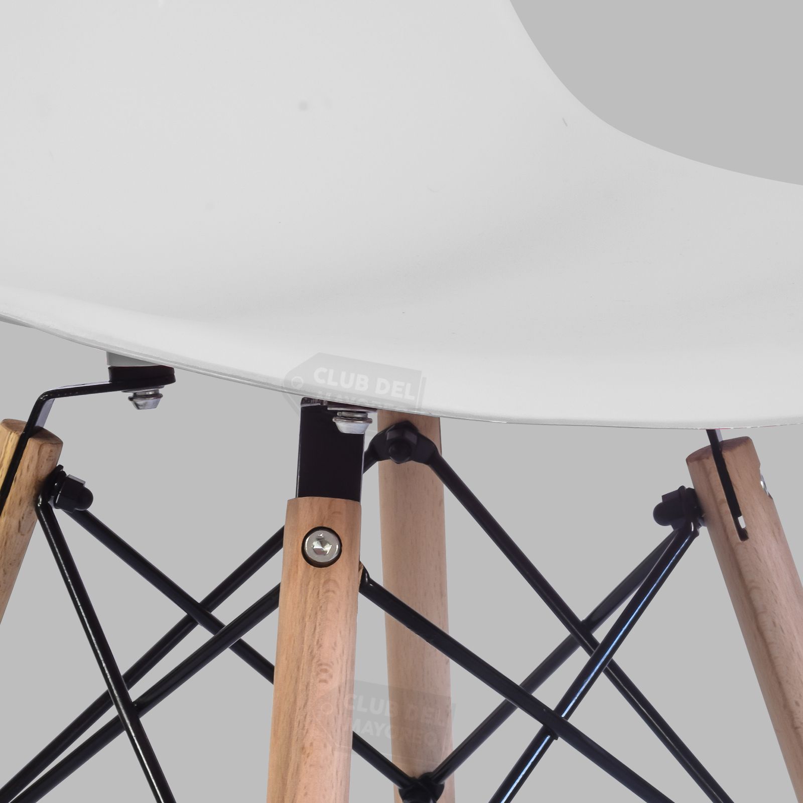 95935-EAMES-BLANCA-7.jpg
